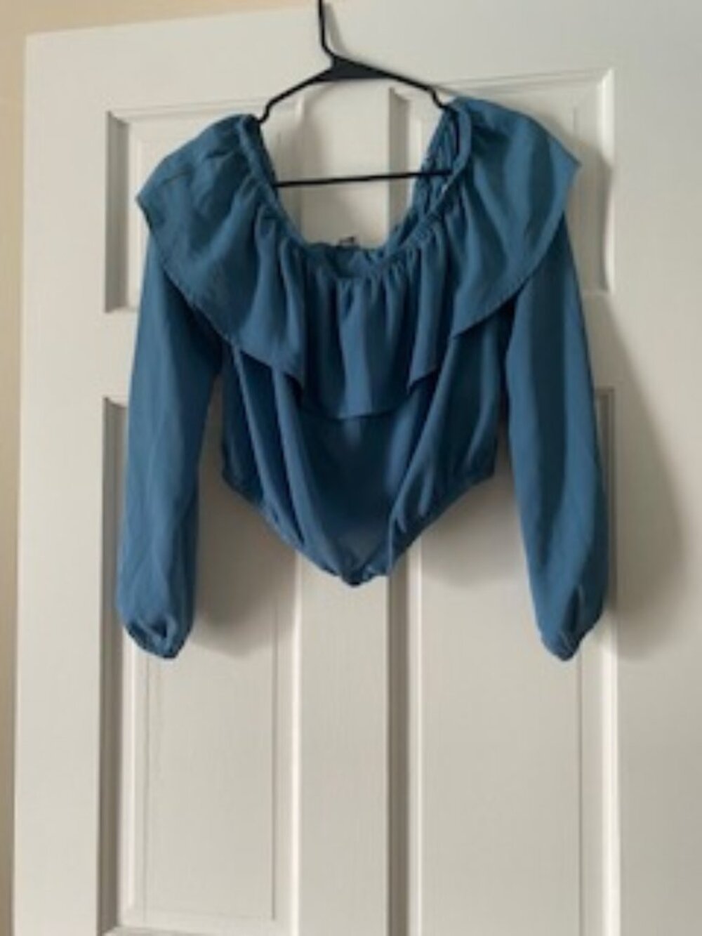 G by Guess Blue off the shoulder top